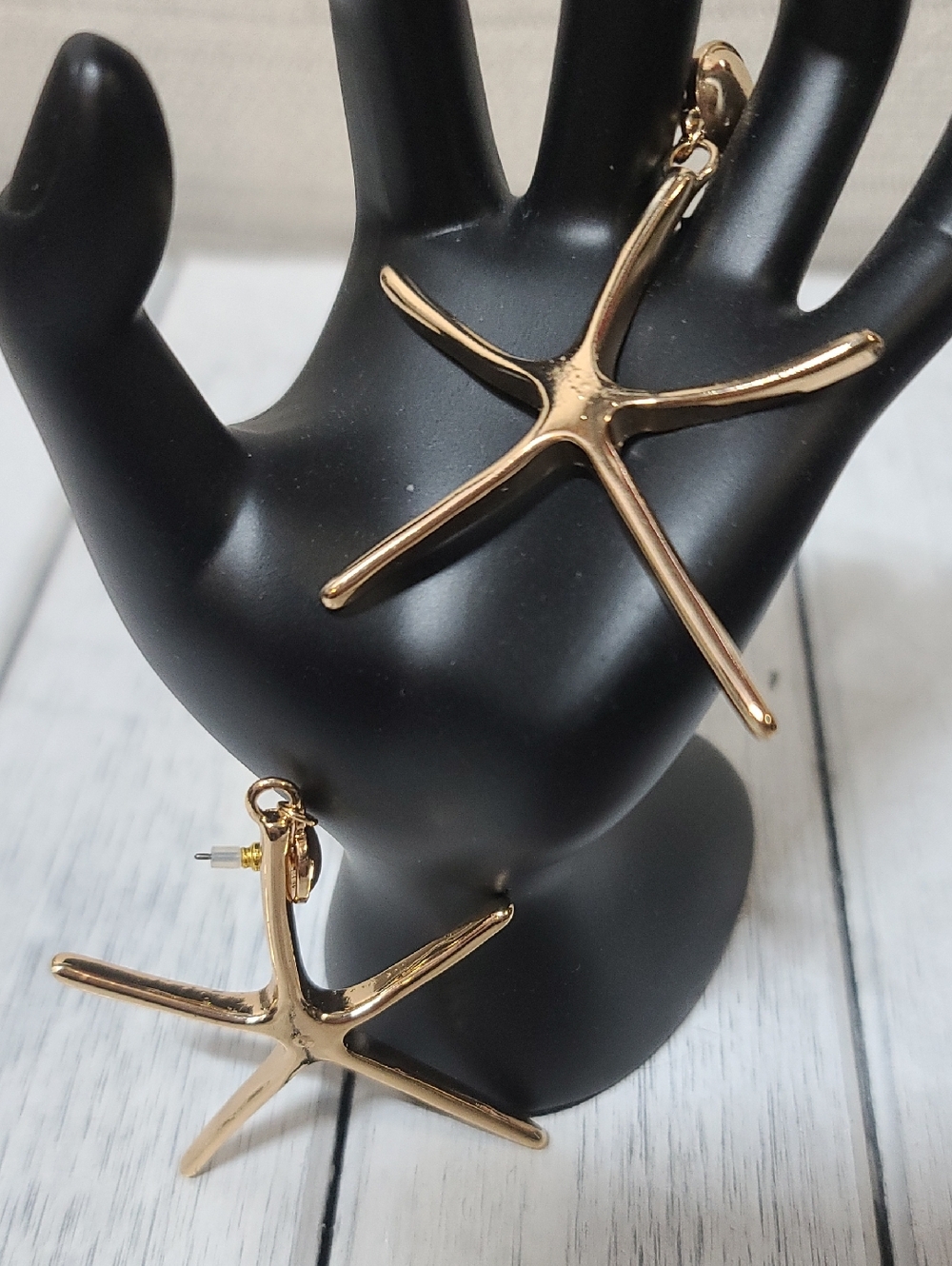 Starfish Drop Stud Gold Tone Earrings - Cruise Vacation Beach STURDY set NWT - Picture 7 of 8